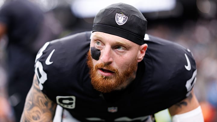 Tennessee Titans v Las Vegas Raiders Tennessee Titans v Las Vegas Raiders