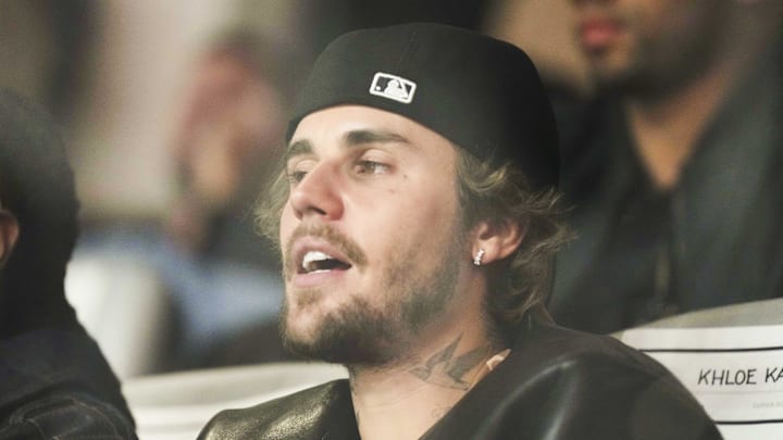 Feb 11, 2024; Paradise, Nevada, USA;  Recording artist Justin Bieber watches play during the third quarter of Super Bowl LVIII between Kansas City Chiefs and San Francisco 49ers at Allegiant Stadium. Mandatory Credit: Joe Camporeale-Imagn Images