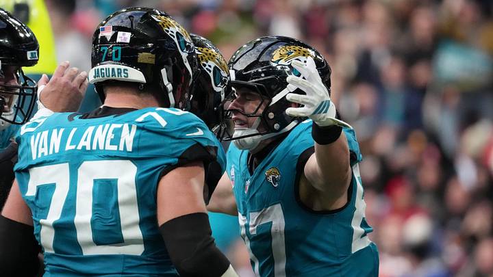Oct 18, 2026; London, ENG; Jacksonville Jaguars tight end Nate Boerkircher (87) reacts with teammates after scoring a touchdown during the second half against the Houston Texans at Wembley Stadium. Mandatory Credit: Kirby Lee-Imagn Images Oct 18, 2026; London, ENG; Jacksonville Jaguars tight end Nate Boerkircher (87) reacts with teammates after scoring a touchdown during the second half against the Houston Texans at Wembley Stadium. Mandatory Credit: Kirby Lee-Imagn Images