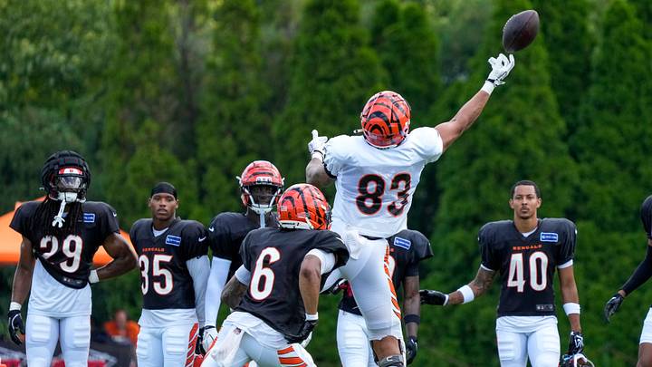 Cincinnati Bengals tight end Erick All Jr. (83) stretches for a pass during practice at the Paycor Stadium practice facility in downtown Cincinnati on Monday, Aug. 3, 2026.