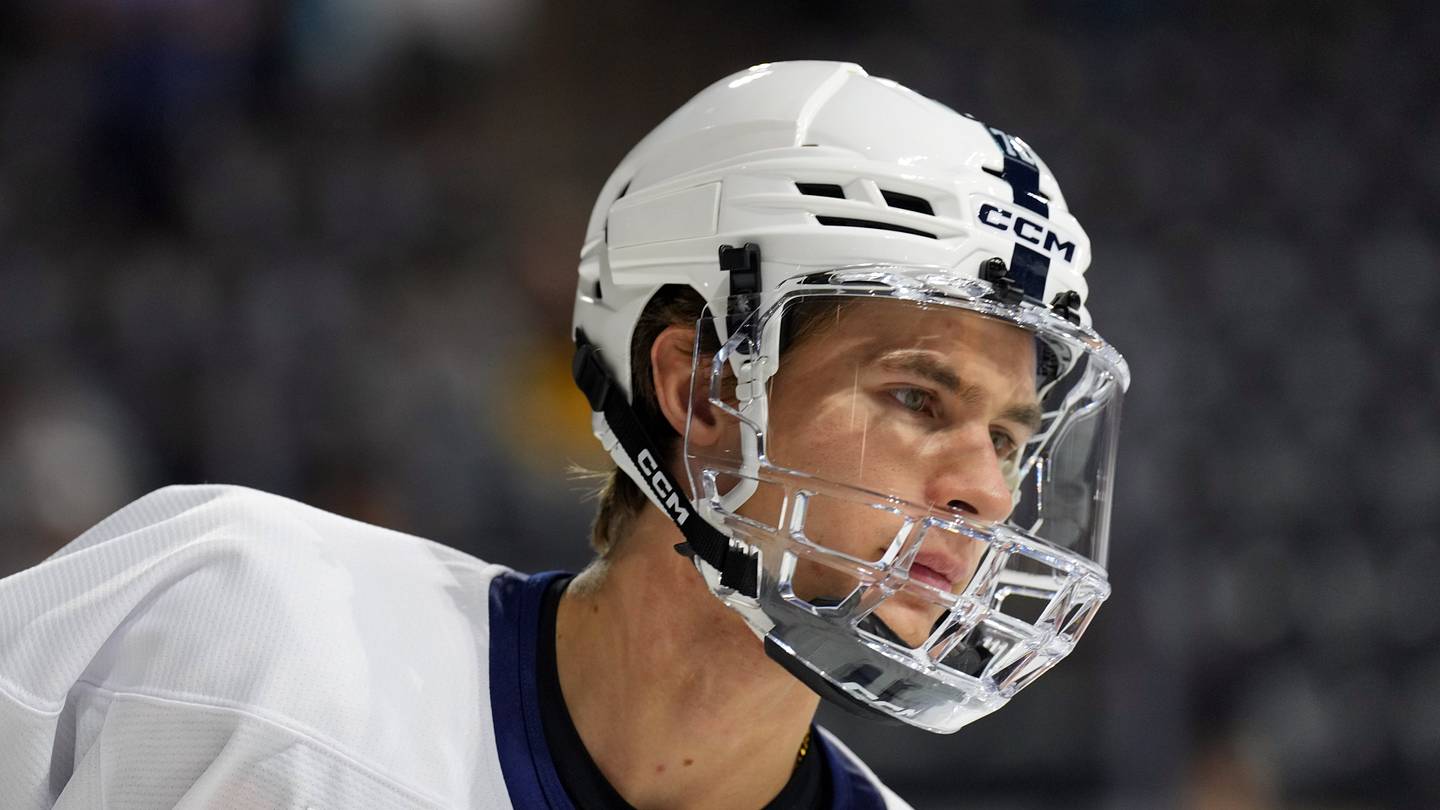 Bryan Hayes makes bold prediction for Gavin McKenna's third NHL season