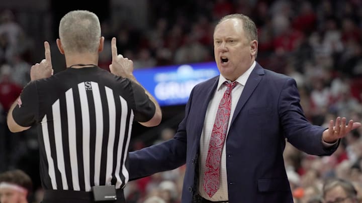 Wisconsin head coach Greg Gard