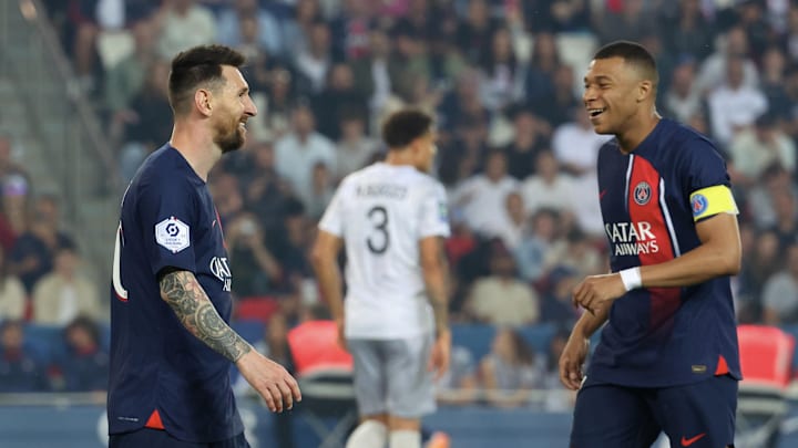 Kylian Mbappé jugó con Messi en el Paris Saint-Germain 