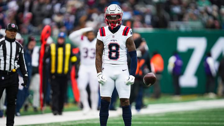 New England Patriots wide receiver Stefon Diggs (8) celebrates after a play during a game against the New York Jets at MetLife Stadium, Dec 28, 2025, East Rutherford, NJ, USA. New England Patriots wide receiver Stefon Diggs (8) celebrates after a play during a game against the New York Jets at MetLife Stadium, Dec 28, 2025, East Rutherford, NJ, USA.
