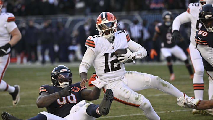 Dec 14, 2025; Chicago, Illinois, USA; Chicago Bears defensive tackle Gervon Dexter Sr. (99) sacks Cleveland Browns quarterback Shedeur Sanders (12) during the fourth quarter at Soldier Field. Mandatory Credit: Matt Marton-Imagn Images Dec 14, 2025; Chicago, Illinois, USA; Chicago Bears defensive tackle Gervon Dexter Sr. (99) sacks Cleveland Browns quarterback Shedeur Sanders (12) during the fourth quarter at Soldier Field. Mandatory Credit: Matt Marton-Imagn Images