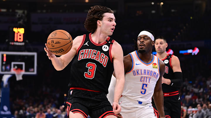 Chicago Bulls v Oklahoma City Thunder
