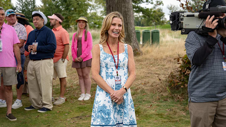 HAPPY GILMORE 2. Happy Gilmore 2'de Virginia rolünde Julie Bowen