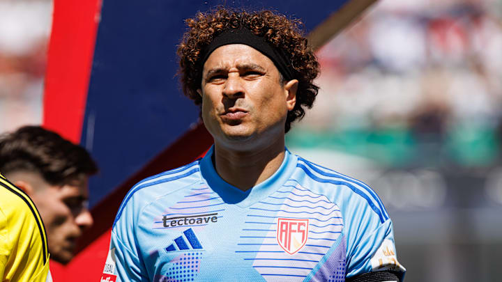 Guillermo Ochoa.