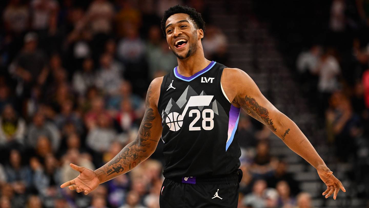 Jazz's Sensabaugh Shines Despite OT Loss to Spurs