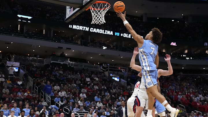 Mar 21, 2025; Milwaukee, WI, USA; North Carolina Tar Heels guard Seth Trimble (7) shoots during the second half of a first round NCAA men’s tournament game against the Mississippi Rebels at Fiserv Forum. Mar 21, 2025; Milwaukee, WI, USA; North Carolina Tar Heels guard Seth Trimble (7) shoots during the second half of a first round NCAA men’s tournament game against the Mississippi Rebels at Fiserv Forum.