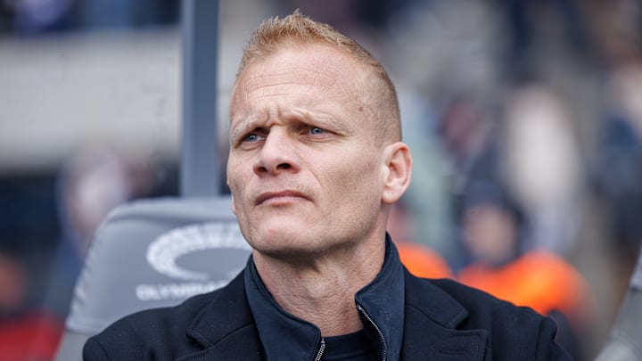 Kann Karel Geraerts S04 vor dem Abstieg bewahren? Kann Karel Geraerts S04 vor dem Abstieg bewahren?