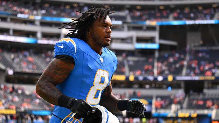 Oct 11, 2026; Inglewood, California, USA; Los Angeles Chargers running back Omarion Hampton (8) is seen prior to the game against the Denver Broncos at SoFi Stadium. Mandatory Credit: William Liang-Imagn Images Oct 11, 2026; Inglewood, California, USA; Los Angeles Chargers running back Omarion Hampton (8) is seen prior to the game against the Denver Broncos at SoFi Stadium. Mandatory Credit: William Liang-Imagn Images