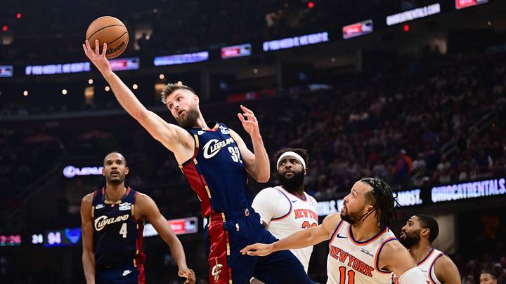 May 25, 2026; Cleveland, Ohio, USA; Cleveland Cavaliers forward Dean Wade (32) rebounds the ball in the fourth quarter against the New York Knicks during game four of the eastern conference finals for the 2026 NBA playoffs at Rocket Arena. Mandatory Credit: Ken Blaze-Imagn Images May 25, 2026; Cleveland, Ohio, USA; Cleveland Cavaliers forward Dean Wade (32) rebounds the ball in the fourth quarter against the New York Knicks during game four of the eastern conference finals for the 2026 NBA playoffs at Rocket Arena. Mandatory Credit: Ken Blaze-Imagn Images