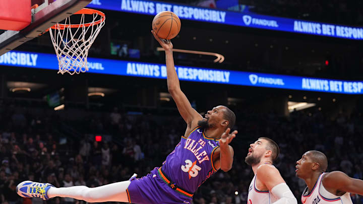 Mar 4, 2025; Phoenix, Arizona, USA; Phoenix Suns forward Kevin Durant (35) shoots against the LA Clippers during the second half at PHX Center. Mandatory Credit: Joe Camporeale-Imagn Images Mar 4, 2025; Phoenix, Arizona, USA; Phoenix Suns forward Kevin Durant (35) shoots against the LA Clippers during the second half at PHX Center. Mandatory Credit: Joe Camporeale-Imagn Images