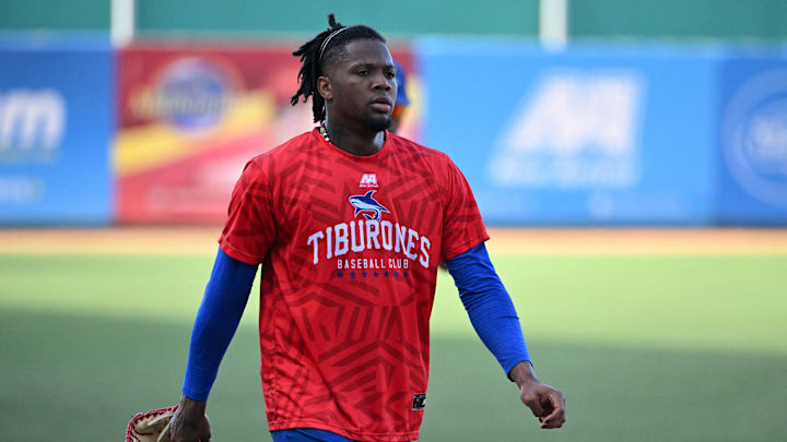 Ronald Acuña Jr. juega con Tiburones en la LVBP