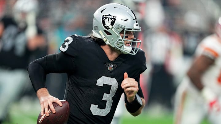 Kansas City Chiefs v Las Vegas Raiders