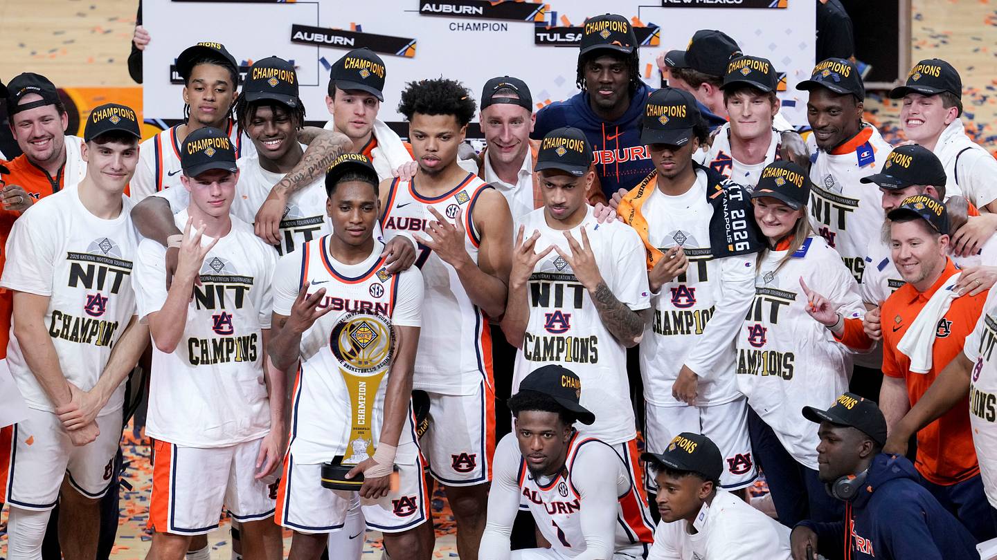 Auburn Basketball Makes Top 25 In Early Rankings