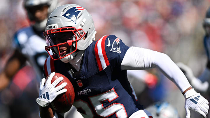 Sep 28, 2025; Foxborough, Massachusetts, USA; New England Patriots cornerback Marcus Jones (25) returns a punt for a touchdown against the Carolina Panthers during the first half at Gillette Stadium. Mandatory Credit: Brian Fluharty-Imagn Images Sep 28, 2025; Foxborough, Massachusetts, USA; New England Patriots cornerback Marcus Jones (25) returns a punt for a touchdown against the Carolina Panthers during the first half at Gillette Stadium. Mandatory Credit: Brian Fluharty-Imagn Images