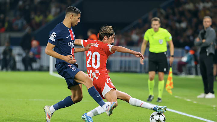 Bryan Gil in Champions League action for Girona 