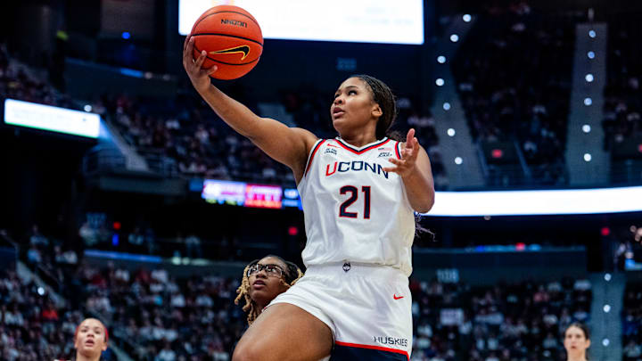 Ohio State v Connecticut Ohio State v Connecticut