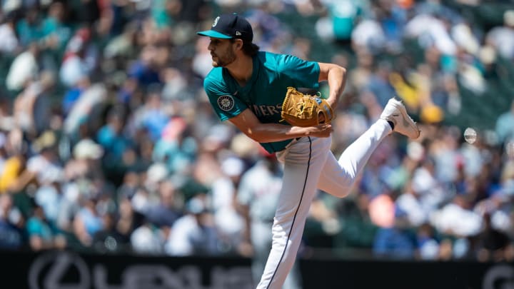 Seattle Mariners reliever Collin Snider (52) delivers a pitch against the Los Angeles Angels at T-Mobile Park. Seattle Mariners reliever Collin Snider (52) delivers a pitch against the Los Angeles Angels at T-Mobile Park.