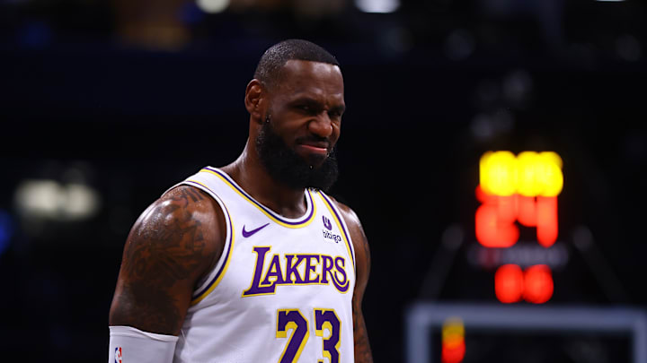 Los Angeles Lakers v Brooklyn Nets