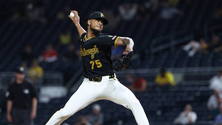 Sep 1, 2026; Pittsburgh, Pennsylvania, USA; Pittsburgh Pirates relief pitcher Camilo Doval (75) pitches against the San Francisco Giants during the seventh inning at PNC Park. Mandatory Credit: Charles LeClaire-Imagn Images Sep 1, 2026; Pittsburgh, Pennsylvania, USA; Pittsburgh Pirates relief pitcher Camilo Doval (75) pitches against the San Francisco Giants during the seventh inning at PNC Park. Mandatory Credit: Charles LeClaire-Imagn Images