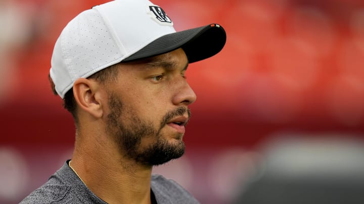 Cincinnati Bengals quarterback Desmond Ridder (4) warms up before the first quarter of the NFL Preseason Week 2 game between the Washington Commanders and the Cincinnati Bengals at Northwest Stadium in Landover, Md., on Monday, Aug. 18, 2025.
