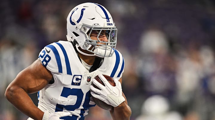 Nov 3, 2024; Minneapolis, Minnesota, USA; Indianapolis Colts running back Jonathan Taylor (28) warms up before the game against the Minnesota Vikings at U.S. Bank Stadium. Mandatory Credit: Jeffrey Becker-Imagn Images