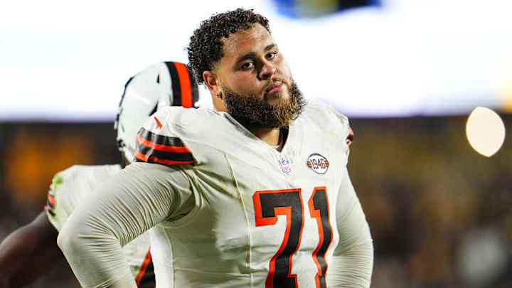 Cleveland Browns v Pittsburgh Steelers
