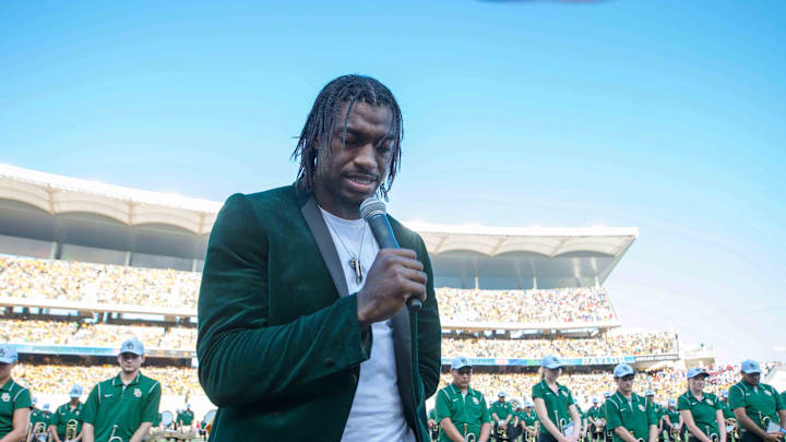 Baylor Bears former quarterback Robert Griffin III leads the stadium in prayer before the game against the Southern Methodist Mustangs at McLane Stadium Baylor Bears former quarterback Robert Griffin III leads the stadium in prayer before the game against the Southern Methodist Mustangs at McLane Stadium