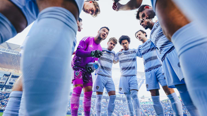 LA Galaxy v Sporting Kansas City LA Galaxy v Sporting Kansas City