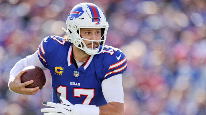 Miami Dolphins v Buffalo Bills