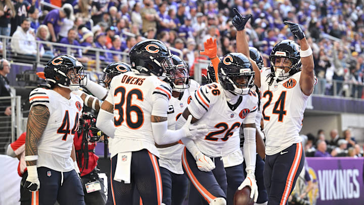Nov 16, 2025; Minneapolis, Minnesota, USA; Chicago Bears cornerback Nahshon Wright (26) celebrates an interception with teammates during the second quarter against the Minnesota Vikings at U.S. Bank Stadium. Mandatory Credit: Jeffrey Becker-Imagn Images Nov 16, 2025; Minneapolis, Minnesota, USA; Chicago Bears cornerback Nahshon Wright (26) celebrates an interception with teammates during the second quarter against the Minnesota Vikings at U.S. Bank Stadium. Mandatory Credit: Jeffrey Becker-Imagn Images