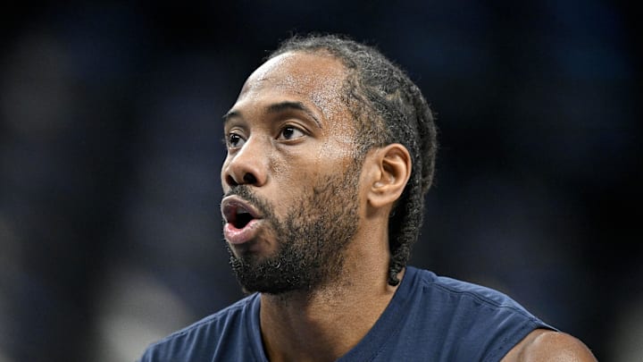 Mar 21, 2026; Dallas, Texas, USA; LA Clippers forward Kawhi Leonard (2) warms up before the game against the Dallas Mavericks at the American Airlines Center. Mandatory Credit: Jerome Miron-Imagn Images