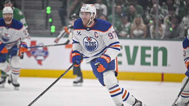 Edmonton Oilers center Connor McDavid Edmonton Oilers center Connor McDavid