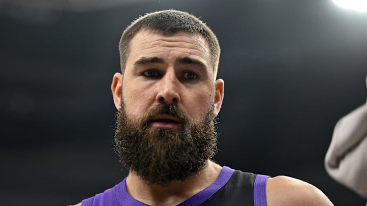 Los Angeles Clippers v Sacramento Kings