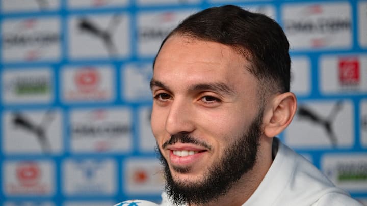 Amine Gouiri est attendu titulaire. Amine Gouiri est attendu titulaire.