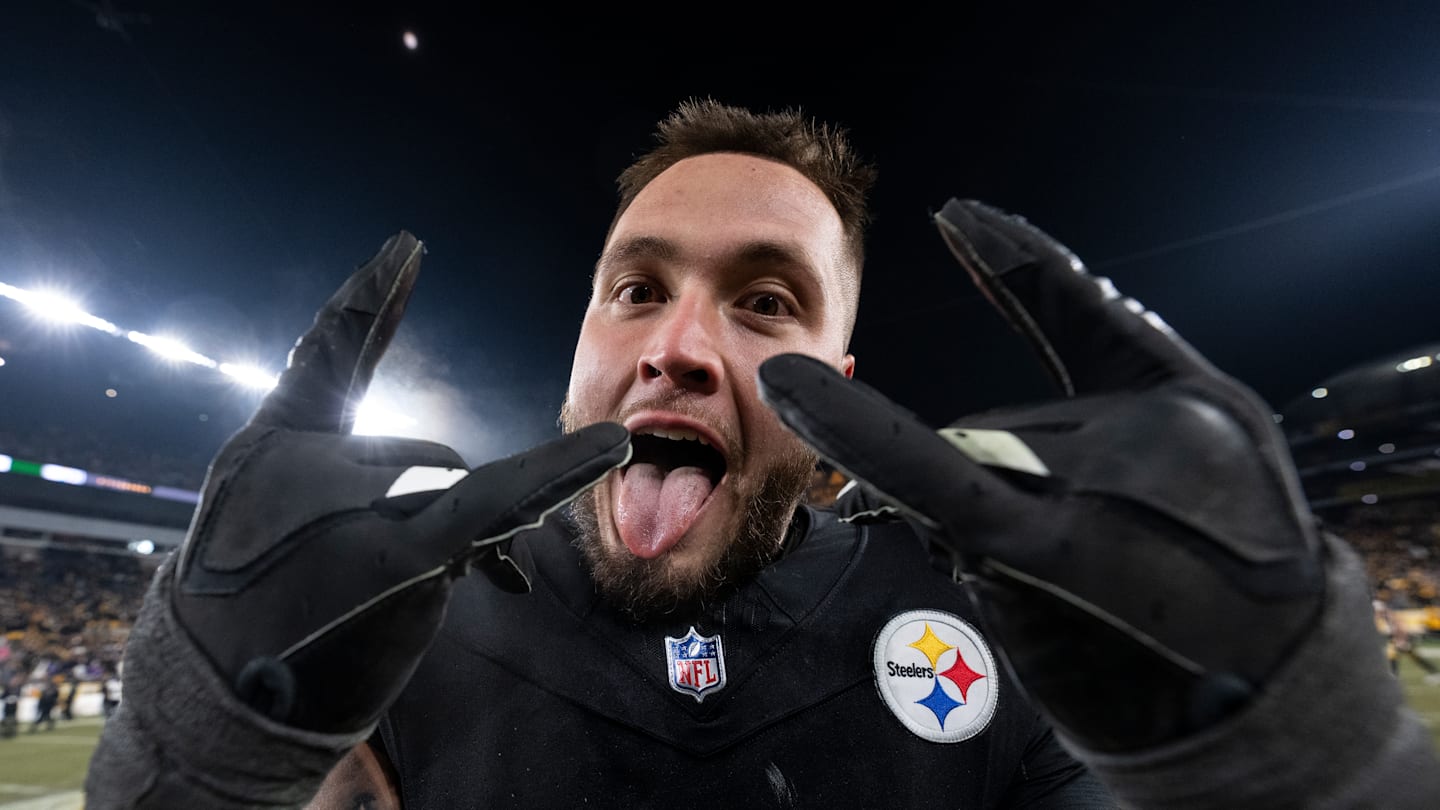 This realistic Steelers-Raiders trade would put Omar Khan on the hot seat