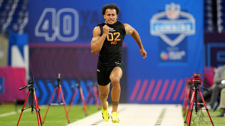 Mar 1, 2025; Indianapolis, IN, USA; Stanford wideout Elic Ayomanor (WO02) during the 2025 NFL Combine at Lucas Oil Stadium. Mandatory Credit: Kirby Lee-Imagn Images Mar 1, 2025; Indianapolis, IN, USA; Stanford wideout Elic Ayomanor (WO02) during the 2025 NFL Combine at Lucas Oil Stadium. Mandatory Credit: Kirby Lee-Imagn Images