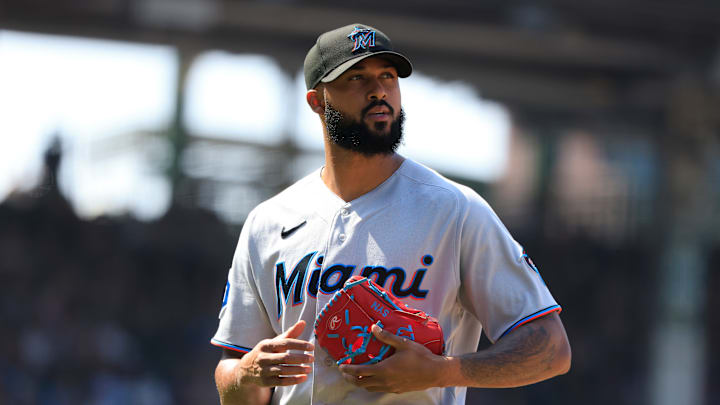 Miami Marlins v Chicago Cubs