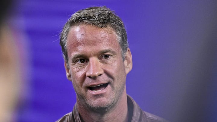 LSU coach Lane Kiffin could nab a big-time tight end prospect... even if he has to share him with hoops coach Will Wade. LSU coach Lane Kiffin could nab a big-time tight end prospect... even if he has to share him with hoops coach Will Wade.