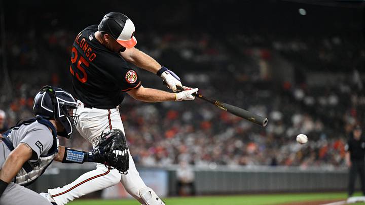 Pete Alonso and the Orioles are home favorites against the Rays.
