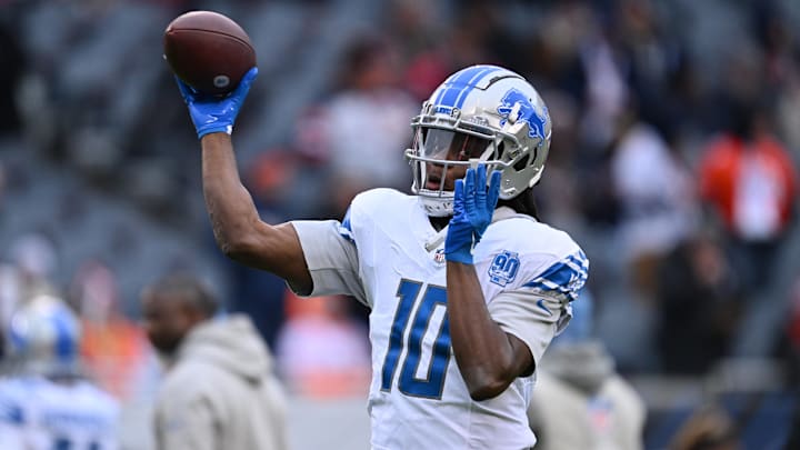 Detroit Lions quarterback Teddy Bridgewater (10).