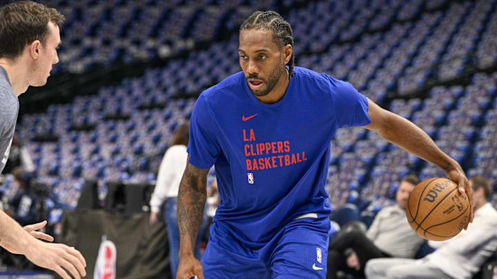 Apr 26, 2024; Dallas, Texas, USA; LA Clippers forward Kawhi Leonard (2) warms up before the game between the Dallas Mavericks and the LA Clippers during game three of the first round for the 2024 NBA playoffs at the American Airlines Center. Mandatory Credit: Jerome Miron-Imagn Images Apr 26, 2024; Dallas, Texas, USA; LA Clippers forward Kawhi Leonard (2) warms up before the game between the Dallas Mavericks and the LA Clippers during game three of the first round for the 2024 NBA playoffs at the American Airlines Center. Mandatory Credit: Jerome Miron-Imagn Images