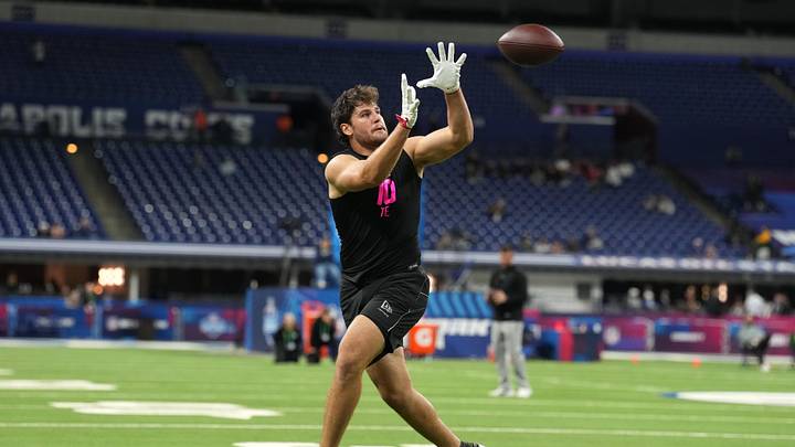 Feb 27, 2026; Indianapolis, IN, USA; Ohio State tight end Will Kacmarek (TE10) during the NFL Scouting Combine at Lucas Oil Stadium. Mandatory Credit: Kirby Lee-Imagn Images Feb 27, 2026; Indianapolis, IN, USA; Ohio State tight end Will Kacmarek (TE10) during the NFL Scouting Combine at Lucas Oil Stadium. Mandatory Credit: Kirby Lee-Imagn Images