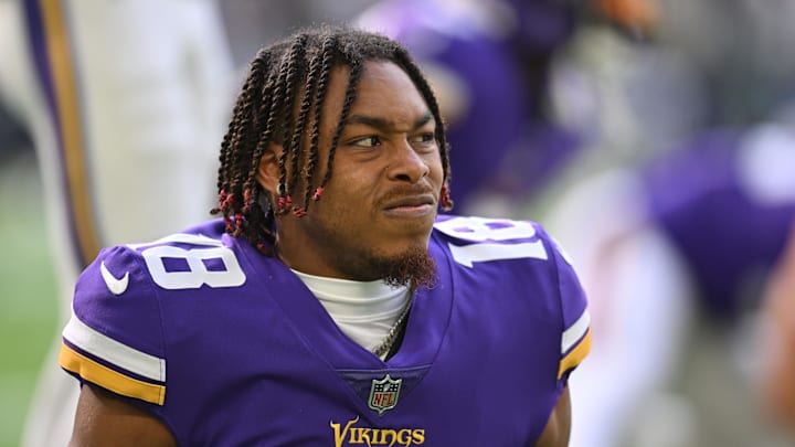 Oct 9, 2022; Minneapolis, Minnesota, USA; Minnesota Vikings wide receiver Justin Jefferson (18) warms up before the game against the Chicago Bears at U.S. Bank Stadium. Mandatory Credit: Jeffrey Becker-Imagn Images Oct 9, 2022; Minneapolis, Minnesota, USA; Minnesota Vikings wide receiver Justin Jefferson (18) warms up before the game against the Chicago Bears at U.S. Bank Stadium. Mandatory Credit: Jeffrey Becker-Imagn Images