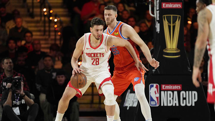 Dec 14, 2024; Las Vegas, Nevada, USA; Houston Rockets center Alperen Sengun (28) controls the ball against Oklahoma City Thunder center Isaiah Hartenstein (55) during the first quarter in a semifinal of the 2024 Emirates NBA Cup at T-Mobile Arena. Mandatory Credit: Kyle Terada-Imagn Images Dec 14, 2024; Las Vegas, Nevada, USA; Houston Rockets center Alperen Sengun (28) controls the ball against Oklahoma City Thunder center Isaiah Hartenstein (55) during the first quarter in a semifinal of the 2024 Emirates NBA Cup at T-Mobile Arena. Mandatory Credit: Kyle Terada-Imagn Images