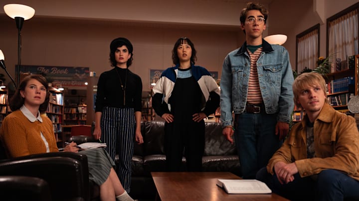 L-R: Jess Gabor as Janet Hamilton, Sarah Yarkin as Rhonda, Ci Hang Ma as Quinn, Nick Pugliese as Charley and Miles Elliot as Yuri in School Spirits, Season 3, streaming on Paramount+, 2026. Photo Credit: David Astora/Paramount+.