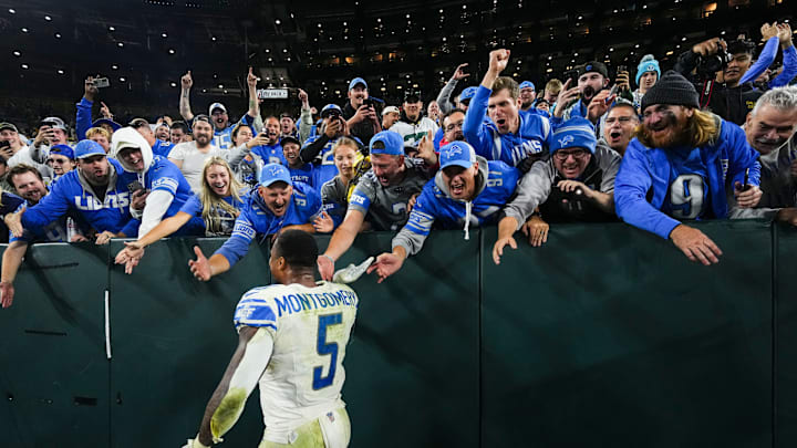 Detroit Lions v Green Bay Packers